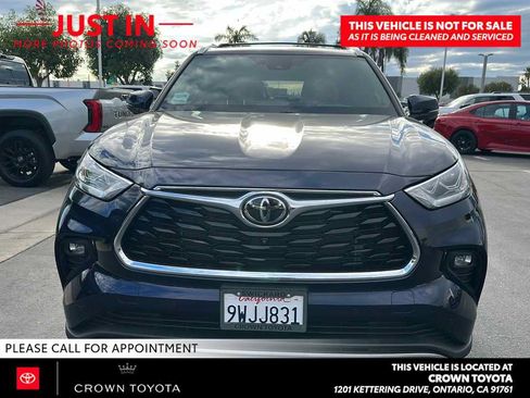 Used 2026 Toyota Highlander Platinum AWD/4WD image 2