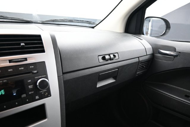 Used 2009 Dodge Caliber SXT FWD image 19