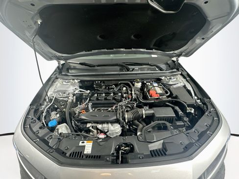 Used 2023 Honda Accord EX image 31