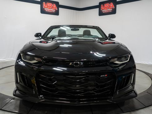 Used 2018 Chevrolet Camaro ZL1 w/ LPO, ZL1 Protection Package RWD image 3