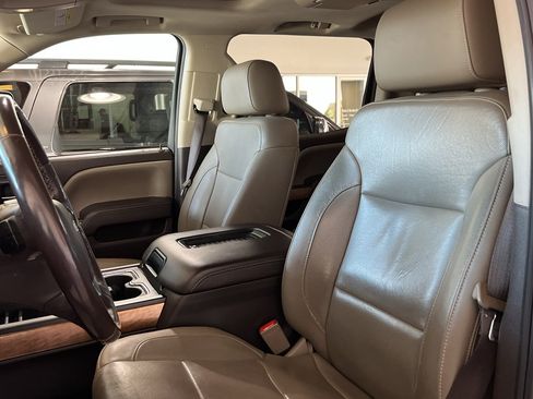 Used 2018 Chevrolet Silverado 2500 LTZ w/ Duramax Plus Package image 22