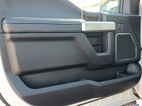 Used 2021 Ford F250 Lariat image 12