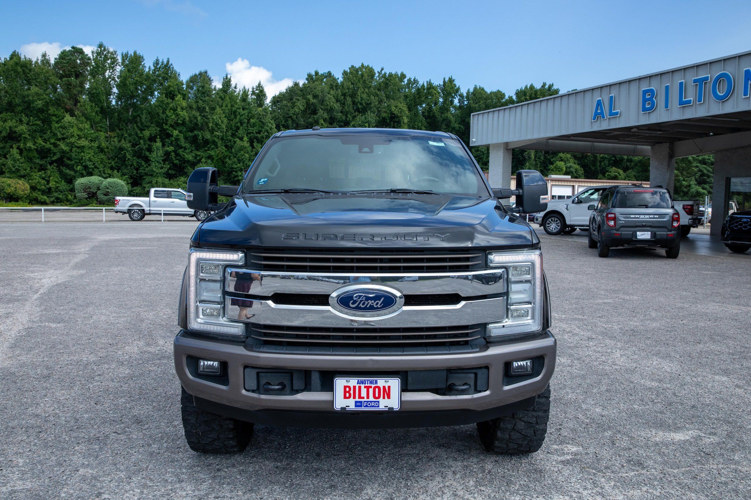 Used 2018 Ford F250 King Ranch w/ King Ranch Ultimate Package AWD/4WD image 2