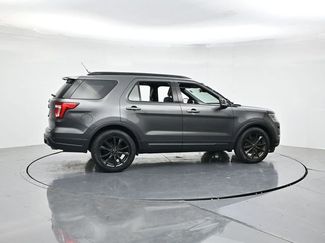 Used 2019 Ford Explorer XLT w/ Equipment Group 202A FWD video 2