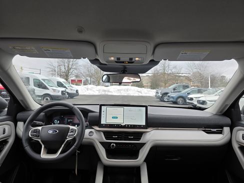 New 2026 Ford Explorer Active w/ Active Comfort Package image 12
