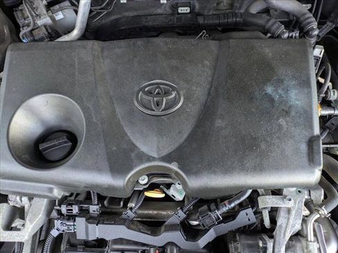 Used 2019 Toyota RAV4 LE image 21