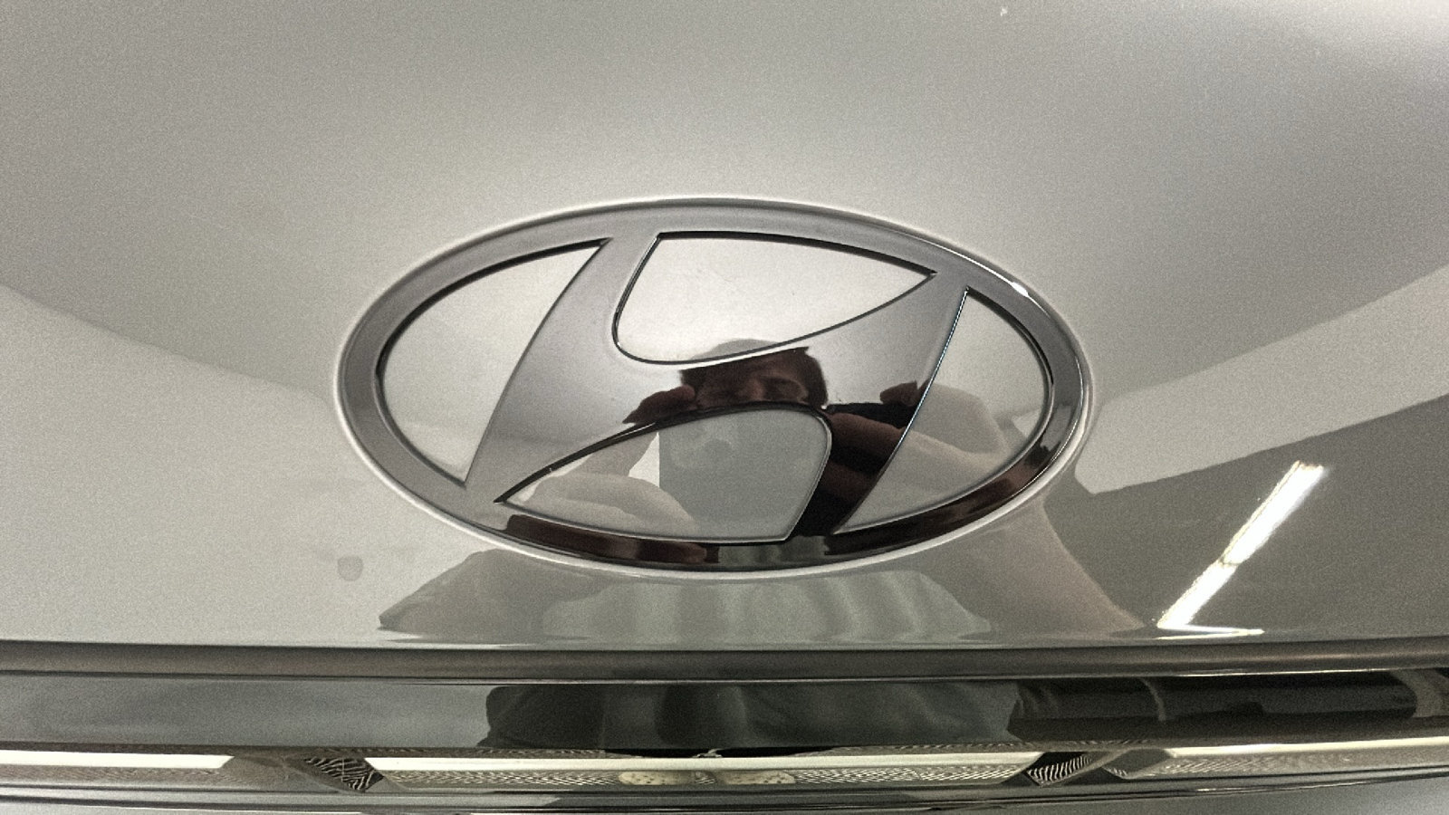 Used 2024 Hyundai Santa Fe SE FWD image 10