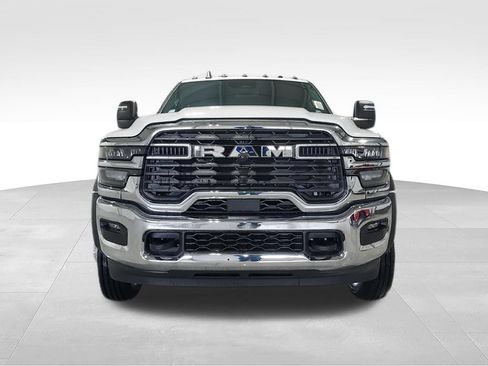 New 2026 RAM 4500 Tradesman AWD/4WD image 3