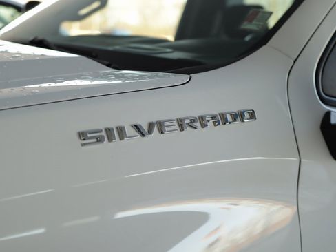 Used 2021 Chevrolet Silverado 1500 Custom w/ Custom Max Trailering Package image 31