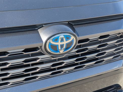 Used 2021 Toyota RAV4 XSE w/ XSE Grade Weather Package image 11