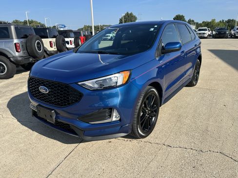Used 2021 Ford Edge ST-Line w/ Class II Trailer Tow Package AWD/4WD image 10