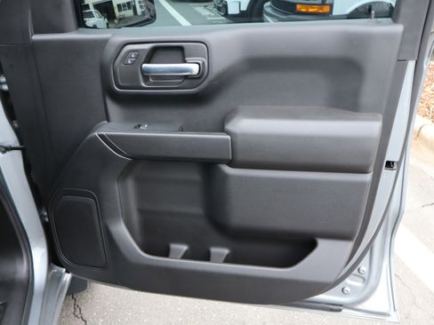 Used 2023 Chevrolet Silverado 1500 Custom AWD/4WD image 32