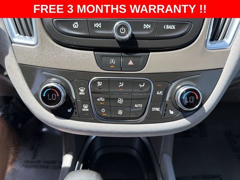 Used 2021 Chevrolet Malibu LT FWD image 19