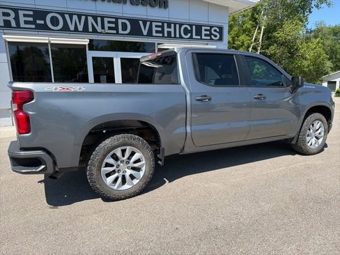 Used 2021 Chevrolet Silverado 1500 Custom AWD/4WD image 3