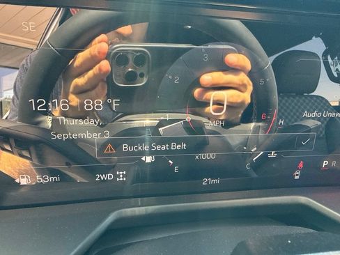 Used 2026 GMC Acadia Denali w/ Super Cruise Package AWD/4WD image 36