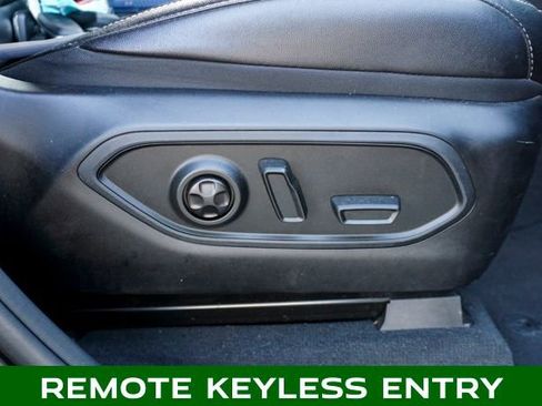 Used 2023 Jeep Grand Cherokee Limited w/ Luxury Tech Group II image 5