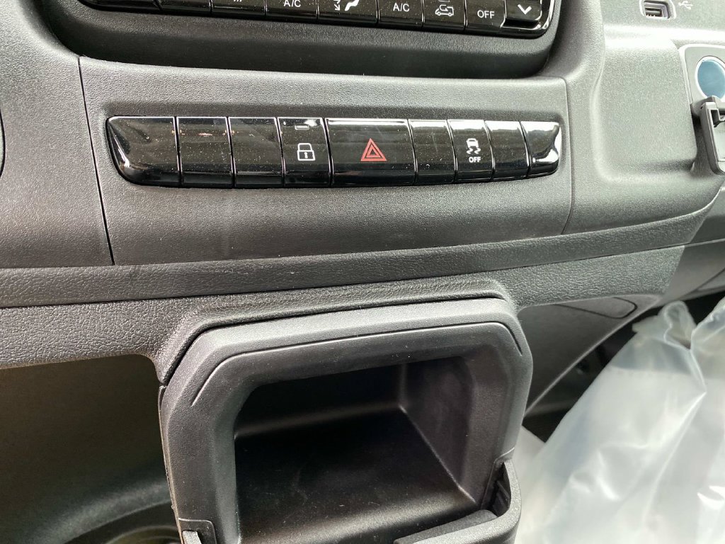New 2026 RAM ProMaster 2500 w/ Convenience Group FWD image 12