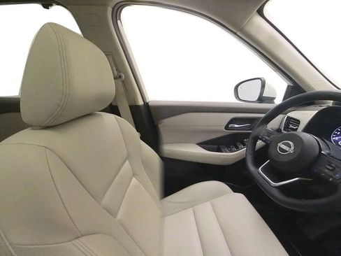 Used 2023 Nissan Rogue SL w/ SL Premium Package image 29