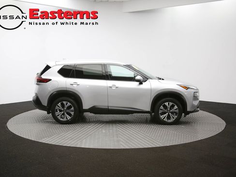 Used 2021 Nissan Rogue SV image 84