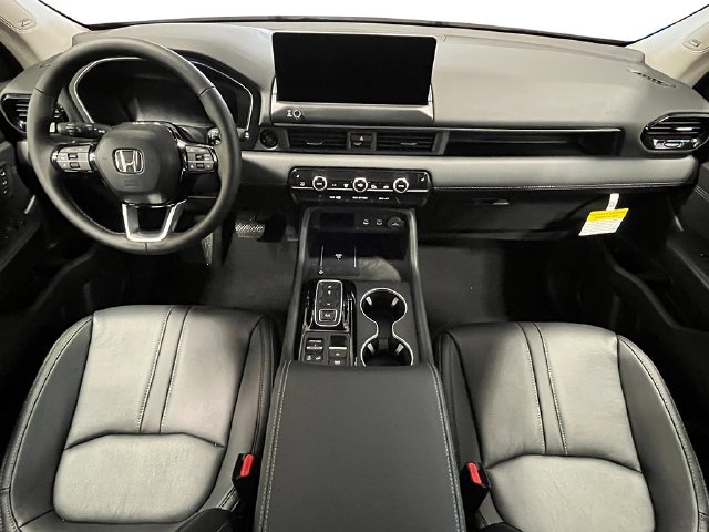 New 2026 Honda Pilot Touring image 17