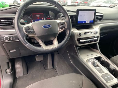Used 2022 Ford Explorer XLT RWD image 10