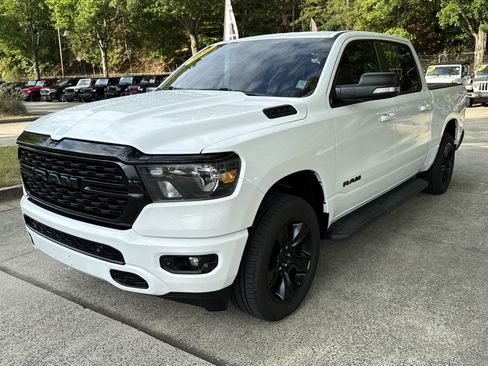 Used 2022 RAM 1500 Big Horn RWD image 3