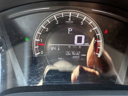 Used 2019 Honda CR-V LX image 16