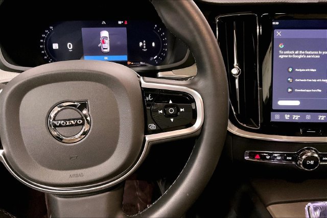 Certified 2025 Volvo V60 B5 Cross Country Ultra AWD/4WD image 21