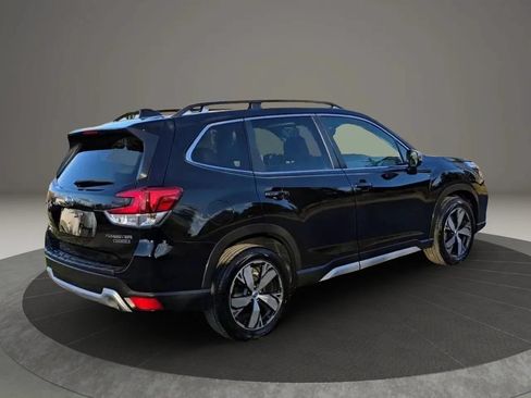 Used 2020 Subaru Forester Touring AWD/4WD image 4