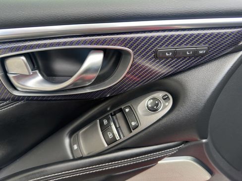 Used 2018 INFINITI Q60 Red Sport 400 w/ Sensory Package 3.0T Sport image 21