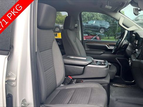 Used 2025 Chevrolet Silverado 2500 LT AWD/4WD image 7