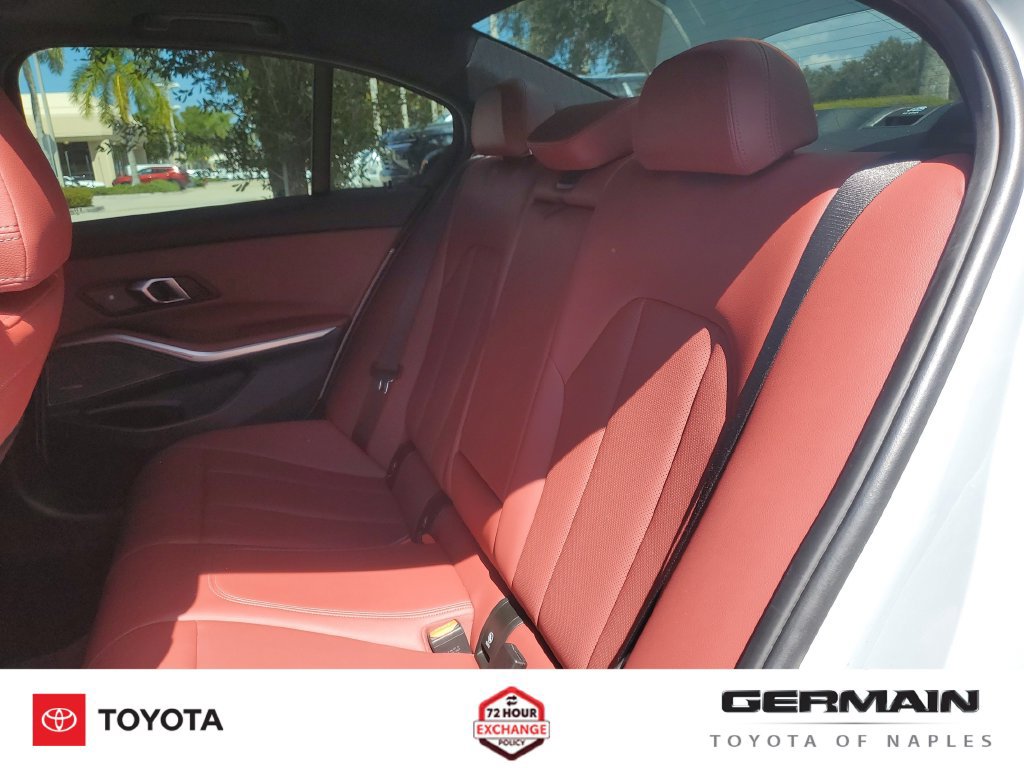 Used 2024 BMW 330i Sedan w/ M Sport Package RWD image 21