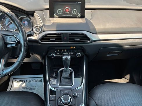 Used 2019 MAZDA CX-9 Touring FWD image 16