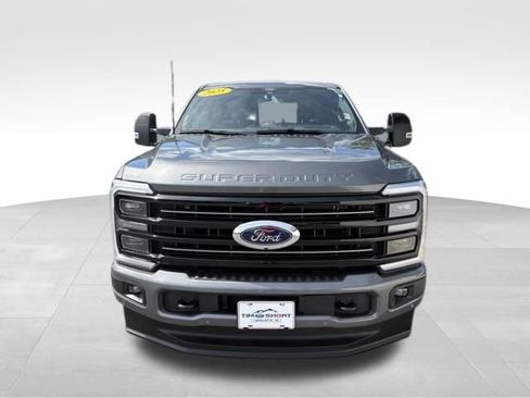 Used 2025 Ford F250 Platinum AWD/4WD image 7