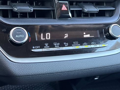 Certified 2024 Toyota Corolla LE w/ LE Convenience Package FWD image 21