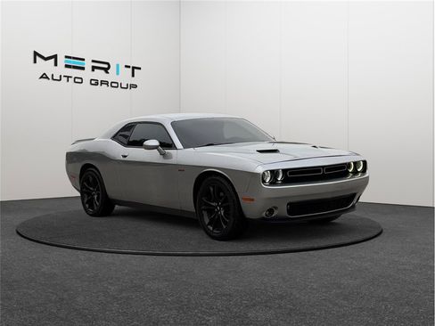 Used 2018 Dodge Challenger R/T w/ Blacktop Package image 1