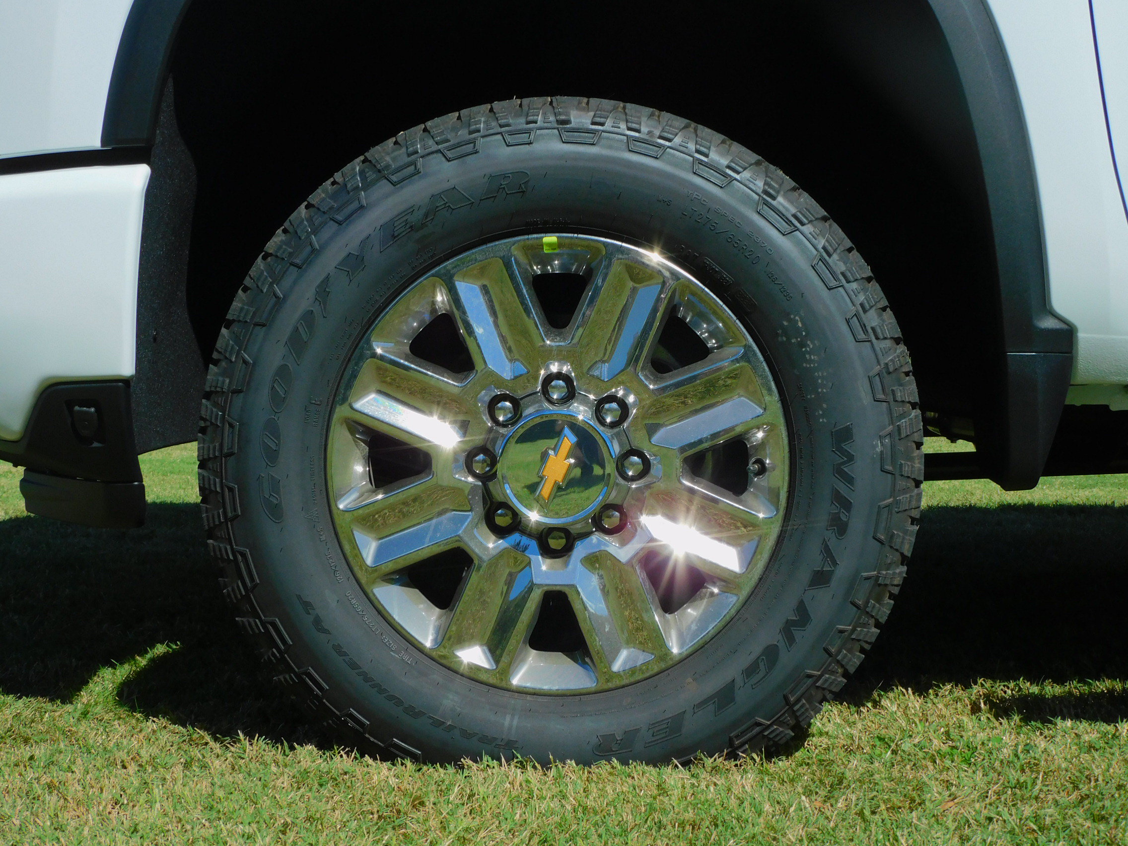 New 2026 Chevrolet Silverado 2500 High Country AWD/4WD image 8