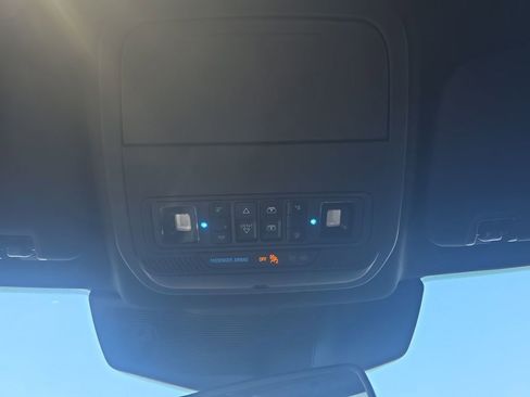 Used 2022 Ford Explorer ST image 42