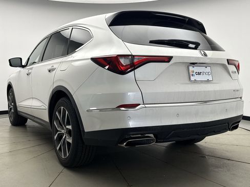 Used 2023 Acura MDX SH-AWD w/ Technology Package image 3