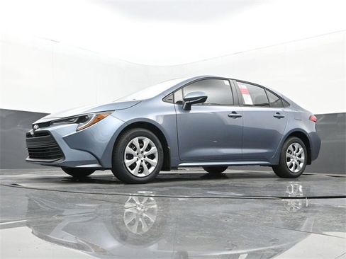 New 2026 Toyota Corolla LE image 25