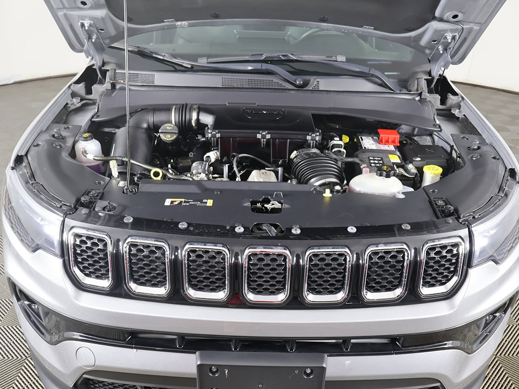 Used 2023 Jeep Compass Limited w/ Sun and Sound Group AWD/4WD image 22
