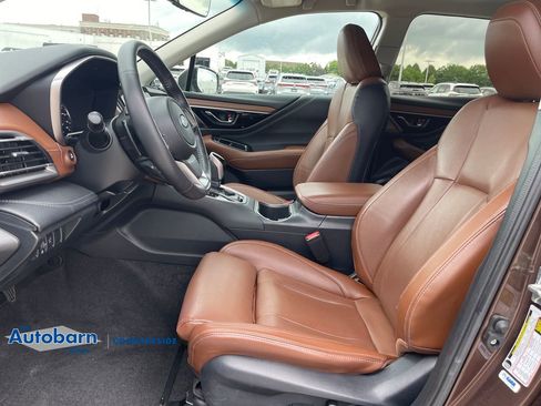 Used 2021 Subaru Outback Touring AWD/4WD image 9