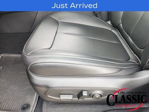 Used 2025 Jeep Grand Cherokee Limited image 34