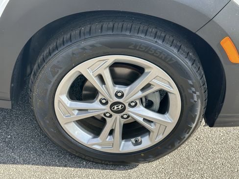 Used 2023 Hyundai Kona SEL image 15