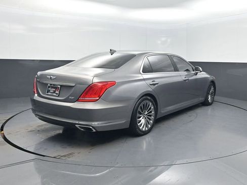 Used 2018 Genesis G90 3.3T Premium RWD image 35
