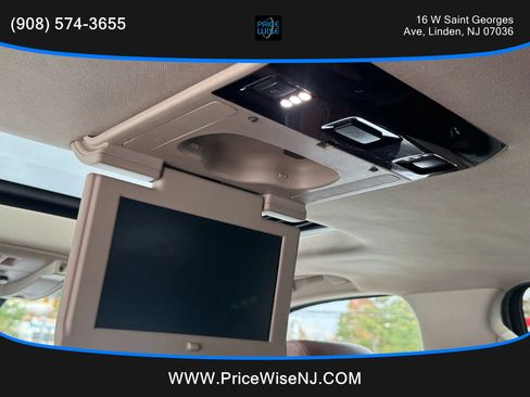 Used 2016 Cadillac Escalade ESV Premium image 31