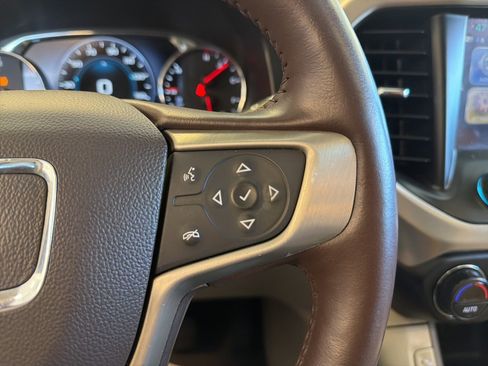 Used 2019 GMC Acadia Denali w/ Technology Package image 17