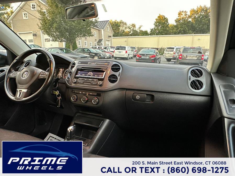 Used 2013 Volkswagen Tiguan S AWD/4WD image 20