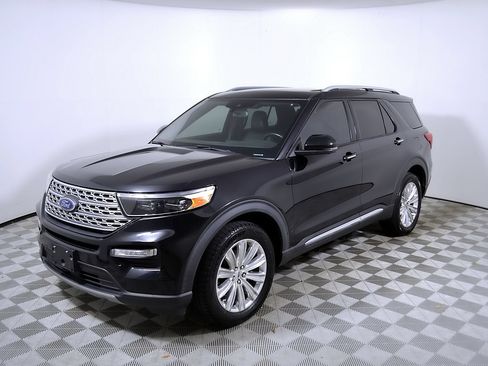 Used 2020 Ford Explorer Limited AWD/4WD image 3