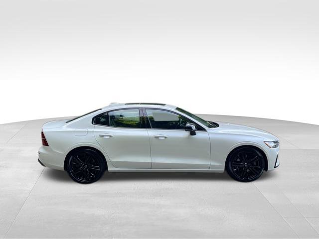 Certified 2023 Volvo S60 B5 Plus w/ Climate Package AWD/4WD image 9